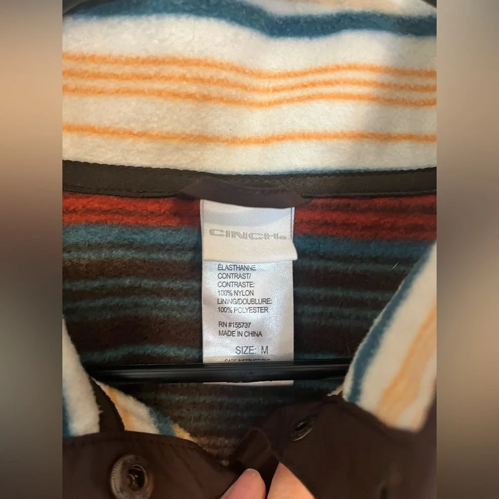 Cinch Women’s Pullover Fleece - Picture 3 of 3